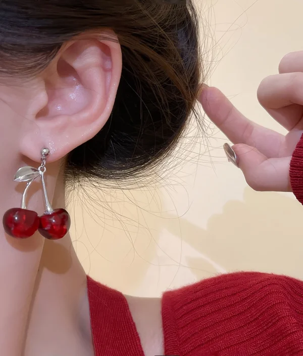 Boucles d'Oreilles Cerises - Charme et Élégance 🍒