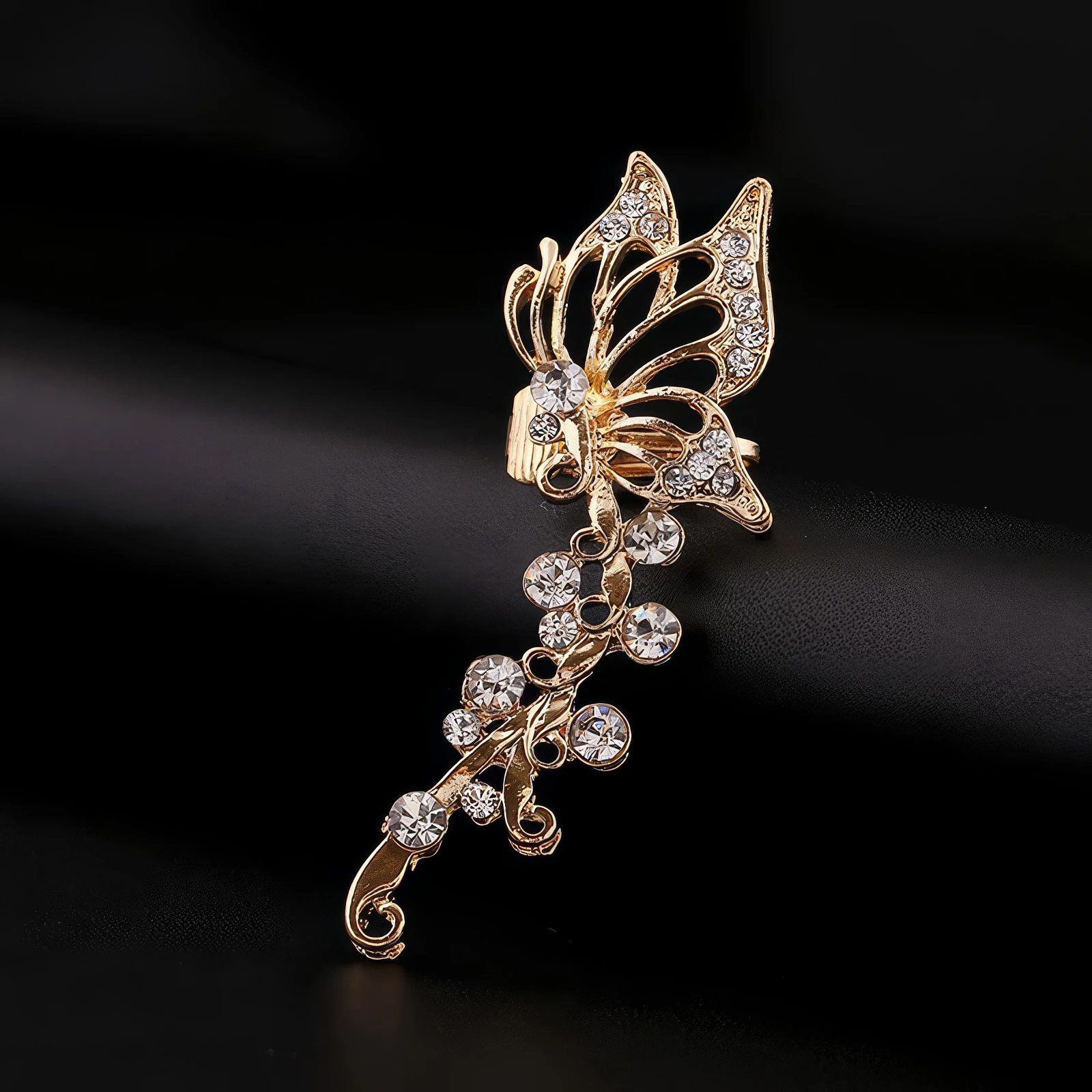 Boucle d'Oreille Papillon Élégant ✨ – Image 2
