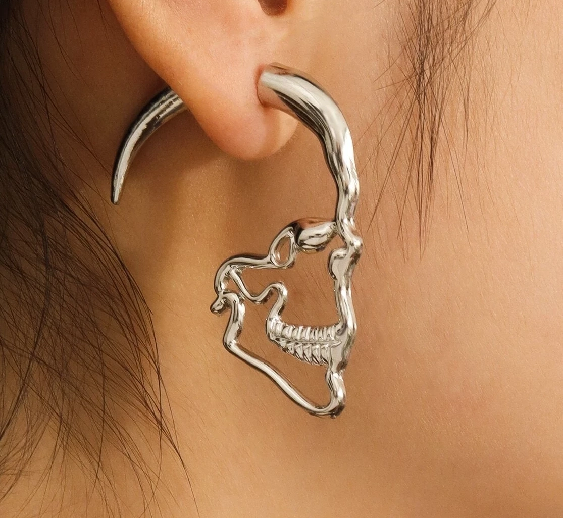 Boucles d'Oreilles Crâne - Design Gothique ☠️ – Image 2