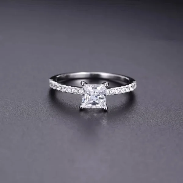 Bague Élégante Cubique Brillant - Argent 925 💎
