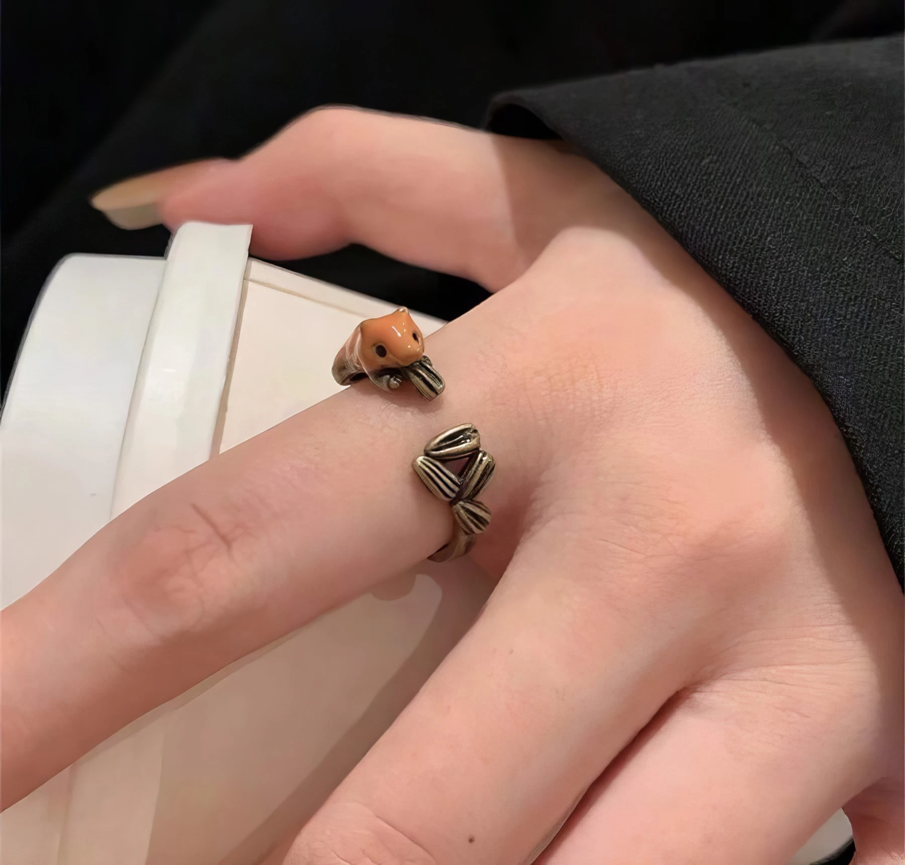 Bague Fantaisie - Écureuil et Graines