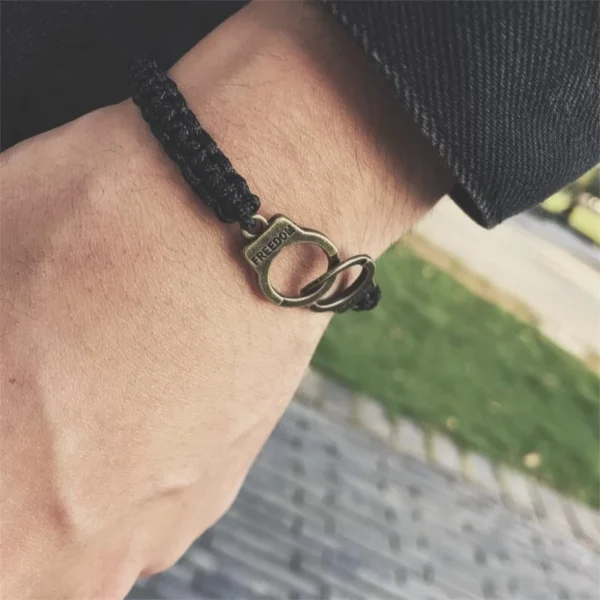 Bracelet Freedom en Corde Tressée