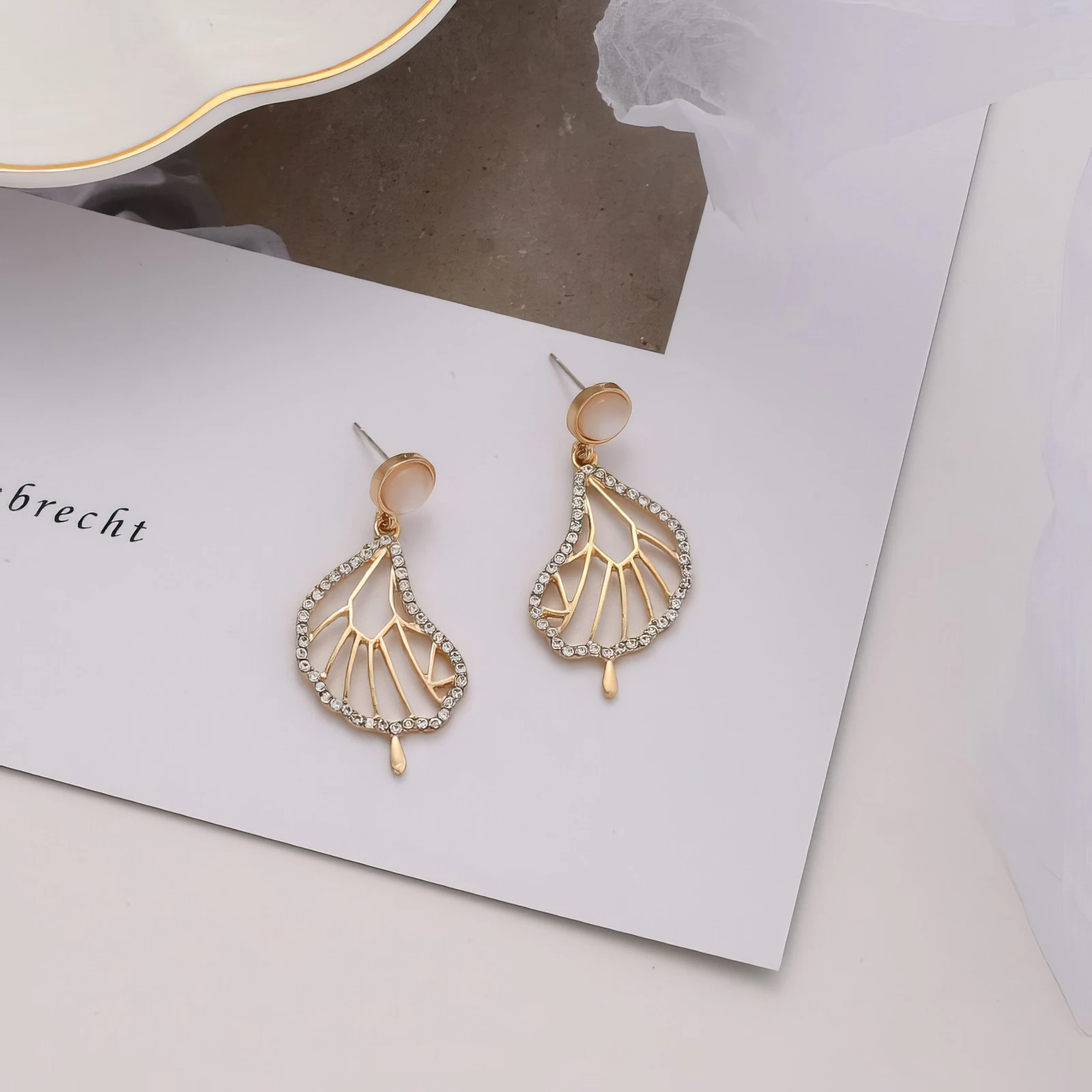 Boucles d'Oreilles Feuille et Perle – Image 2