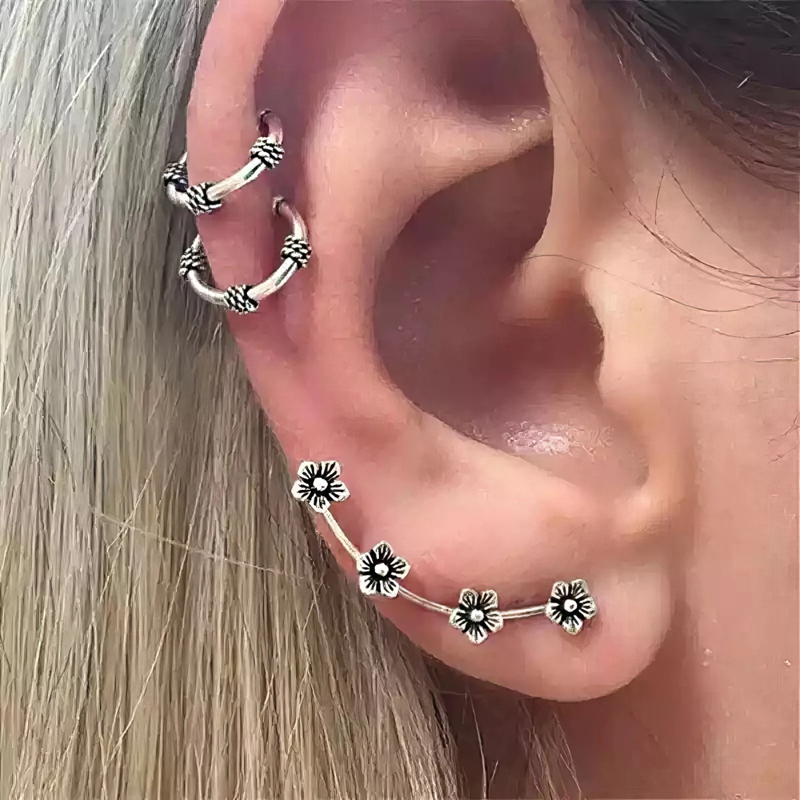 Boucles d'Oreilles Fleur Vintage