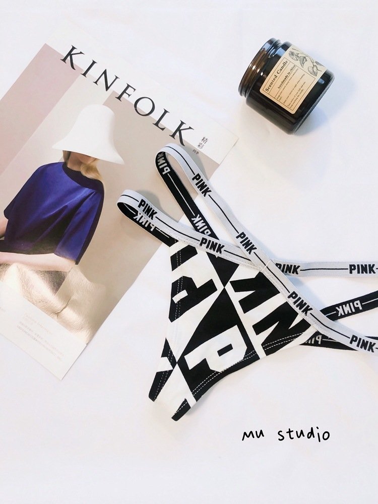 String Sporty Noir et Blanc đ„ â Image 2