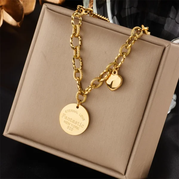 Collier Double Pendentif - Médaillon & Cœur 💛