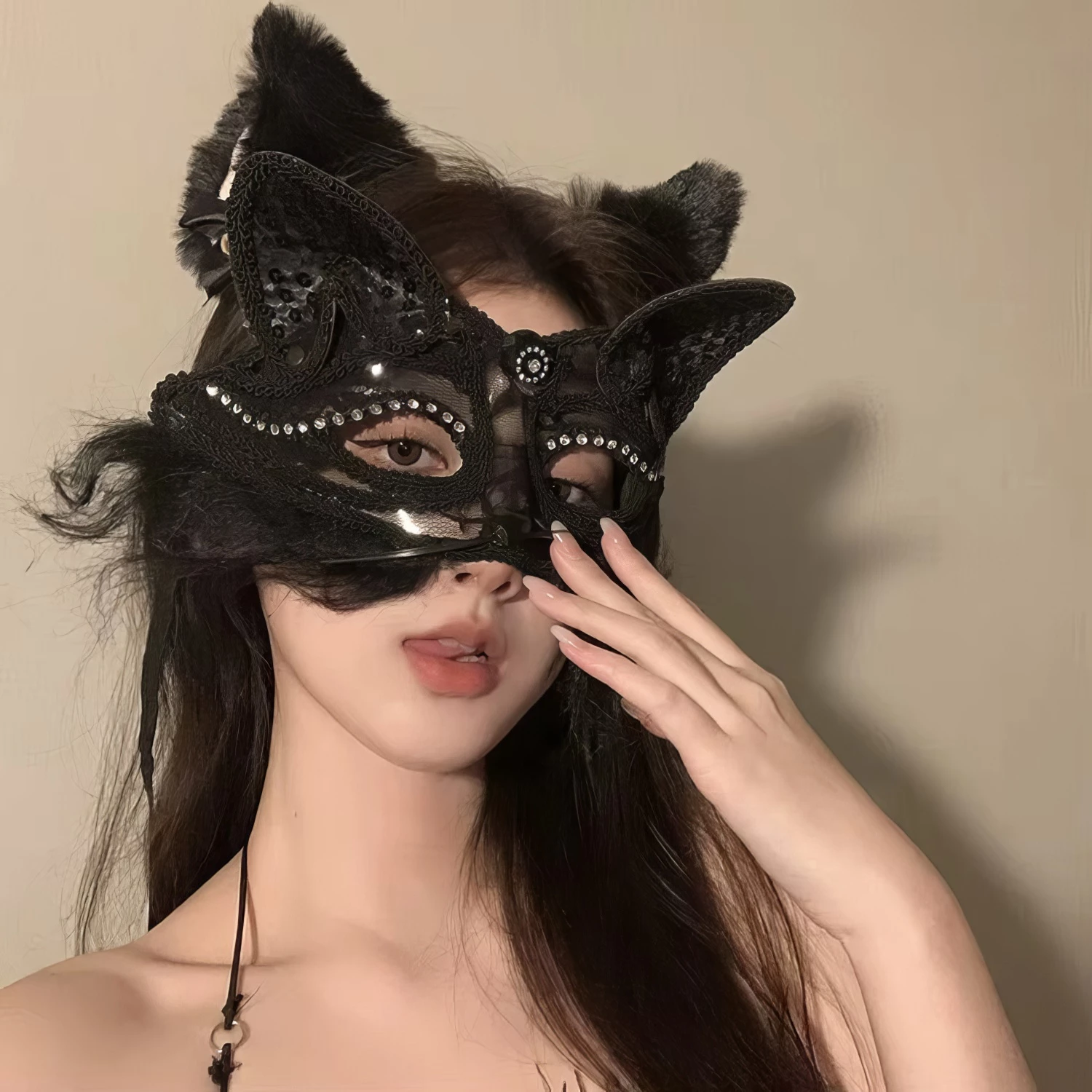 Masque Chat en Dentelle & Strass 😼