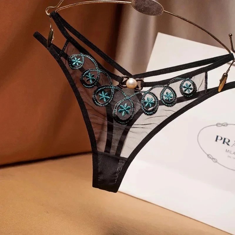 String avec Perle Centrale - Séduction Élégante – Image 2