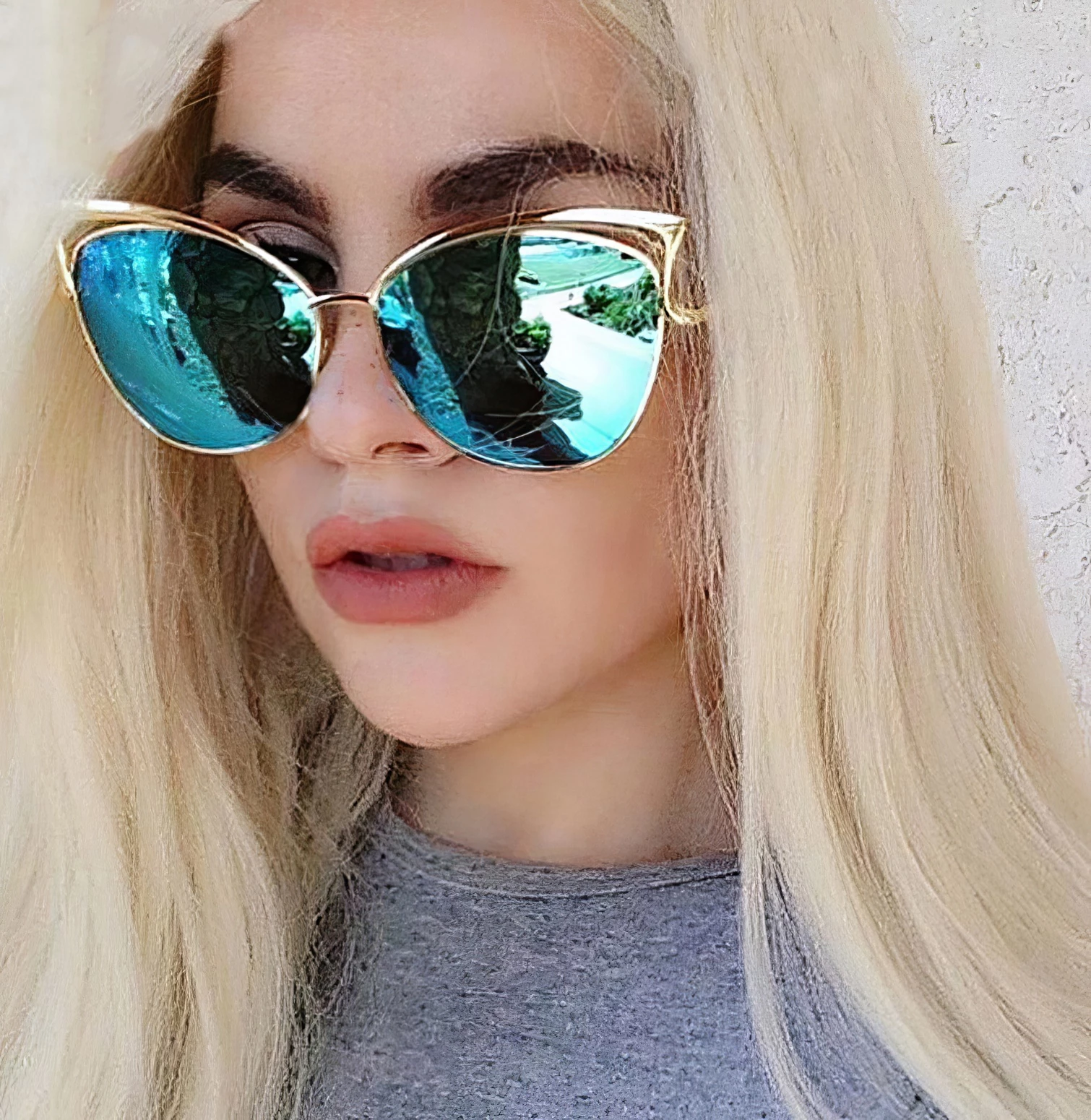 Lunettes de Soleil Femme - Style Félin avec Verres Miroir