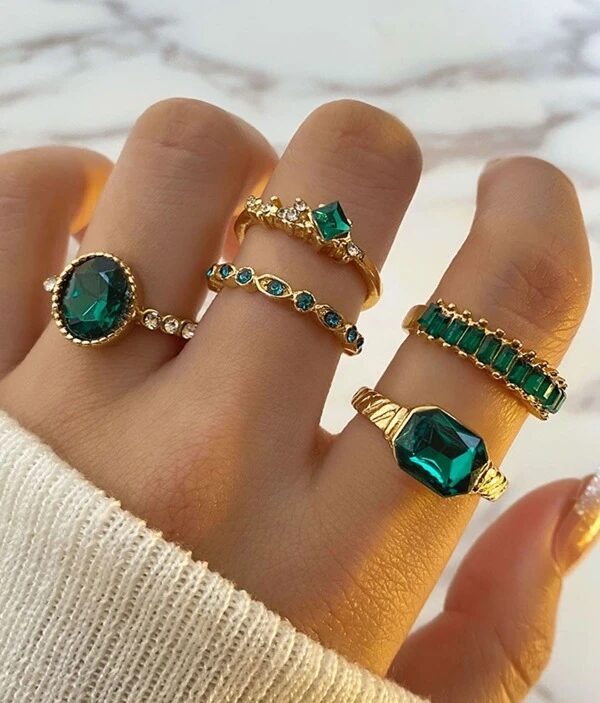 Ensemble De Bagues B082