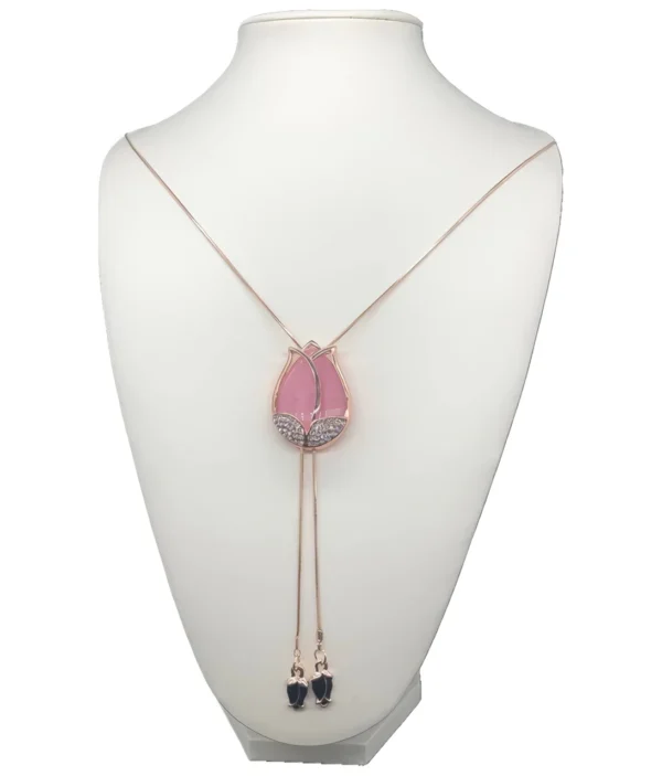 Collier Long Fleur Élégante - Style Fin & Raffiné 🌸