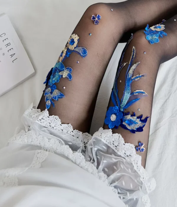 Collant Brodé Haute Couture - Fleurs Bleues et Perles