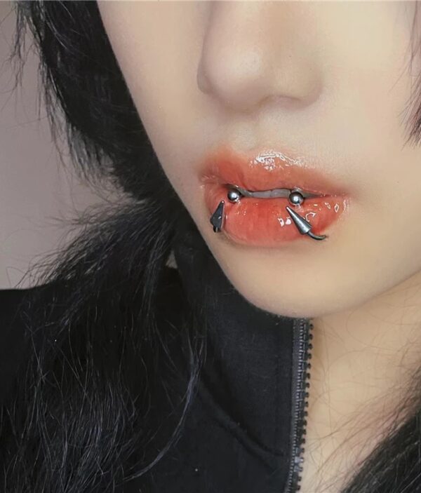 Piercing Lèvre