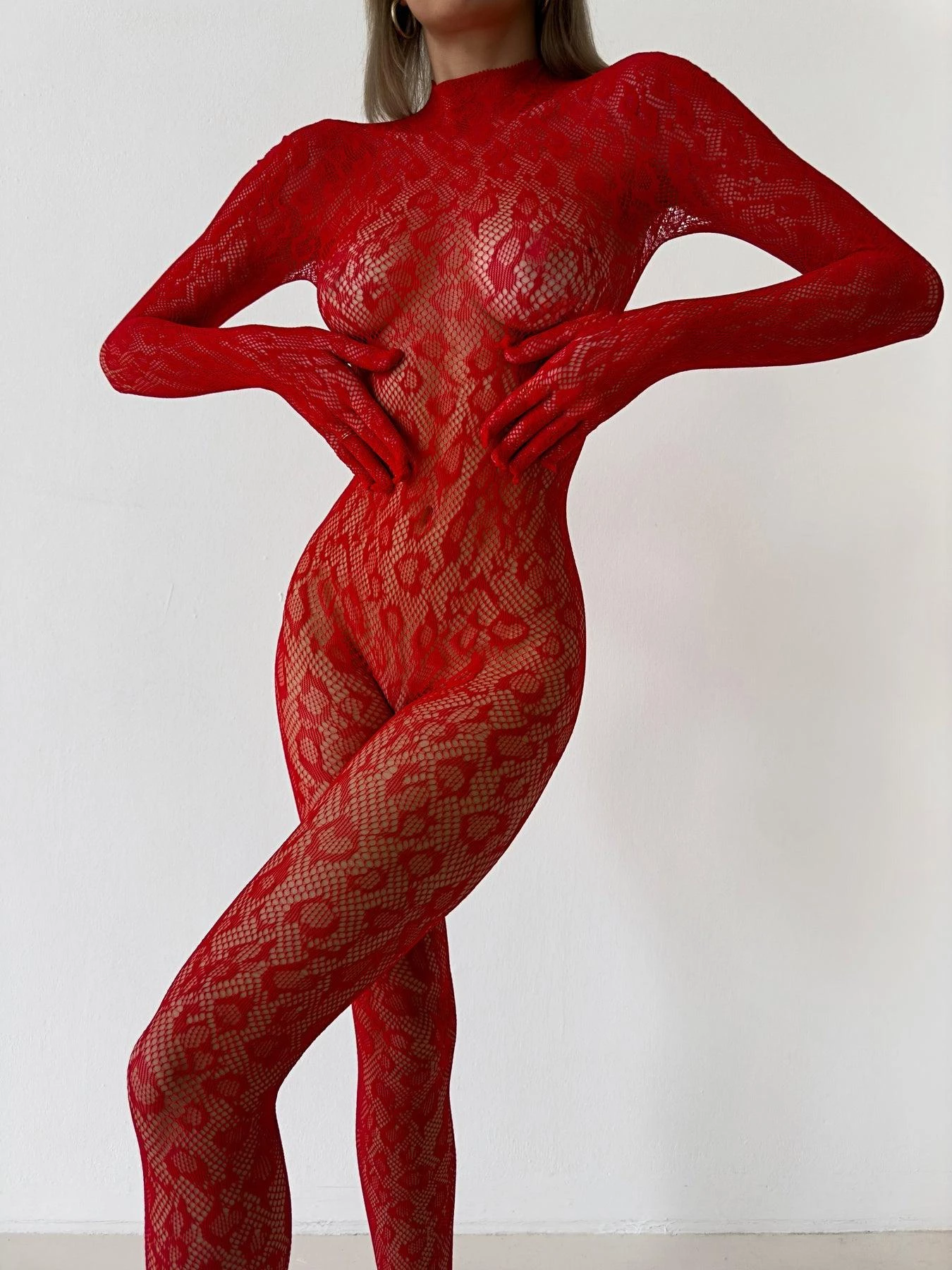 Catsuit Résille Dos Nu à Manches Longues ✨