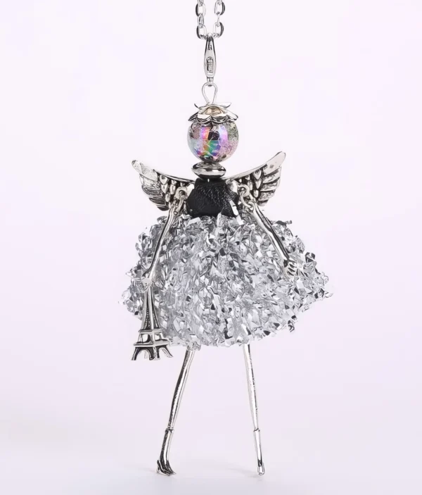 Collier Poupée Élégante – Style Fantaisie & Charme 🧚‍♀️