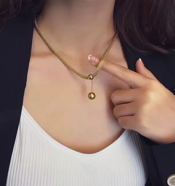 Collier Élégant Maille Tressée