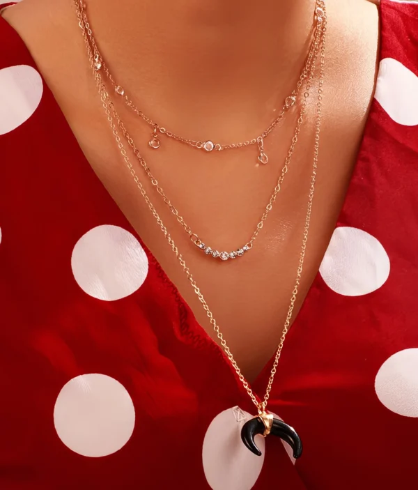 Collier Multi-Rangs - Lune & Détails Brillants